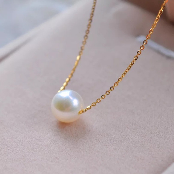 ⚜️[𝟯/$𝟭𝟴]⚜️Gold Pearl Delicate Charm Choker NEW - Picture 3 of 10